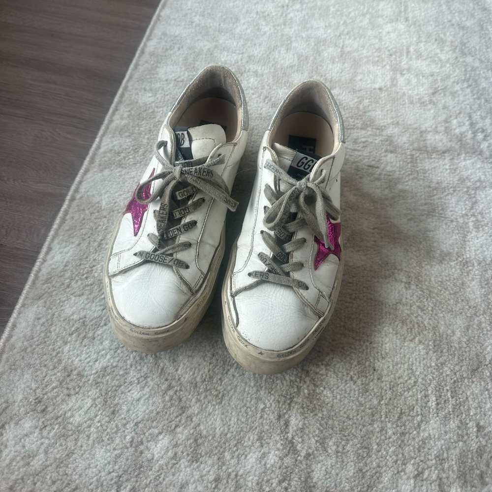 Golden Goose platform
